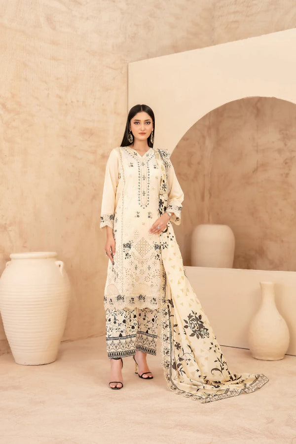 03-Piece Embroidered Chamki Lawn With Printed Dupatta | Ready To Wear