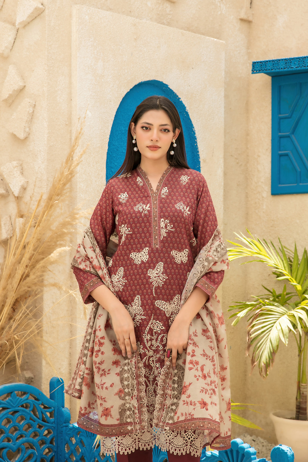 Digital Printed Fancy Lawn 3-Piece Suit with Lawn Dupatta | Ready To Wear