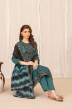 Green Embroidered Lawn 3-Piece Suit with Digital Printed Dupatta | Ready To Wear