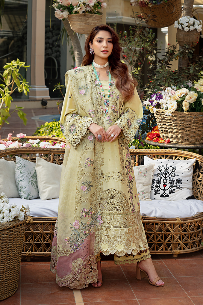 3 Pcs Chickenkari Embroidered Suit with Khaddi Net Dupatta | Ready to Wear