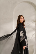 Classic Noir & Ivory Paisley: Lawn Suit