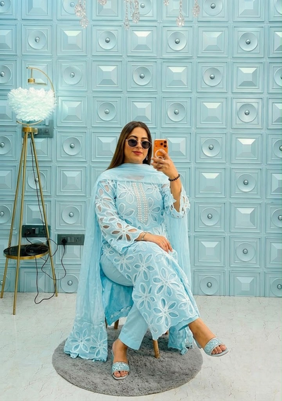 03-Piece Luxury Lawn Suit - Ready To Wear