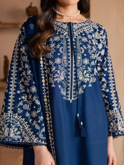 Navy Blue & Ivory Contrast: Egyptian Cotton Suit